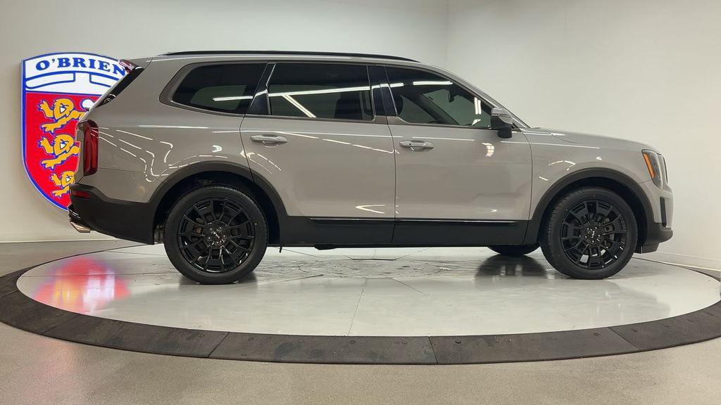 used 2022 Kia Telluride car, priced at $31,000