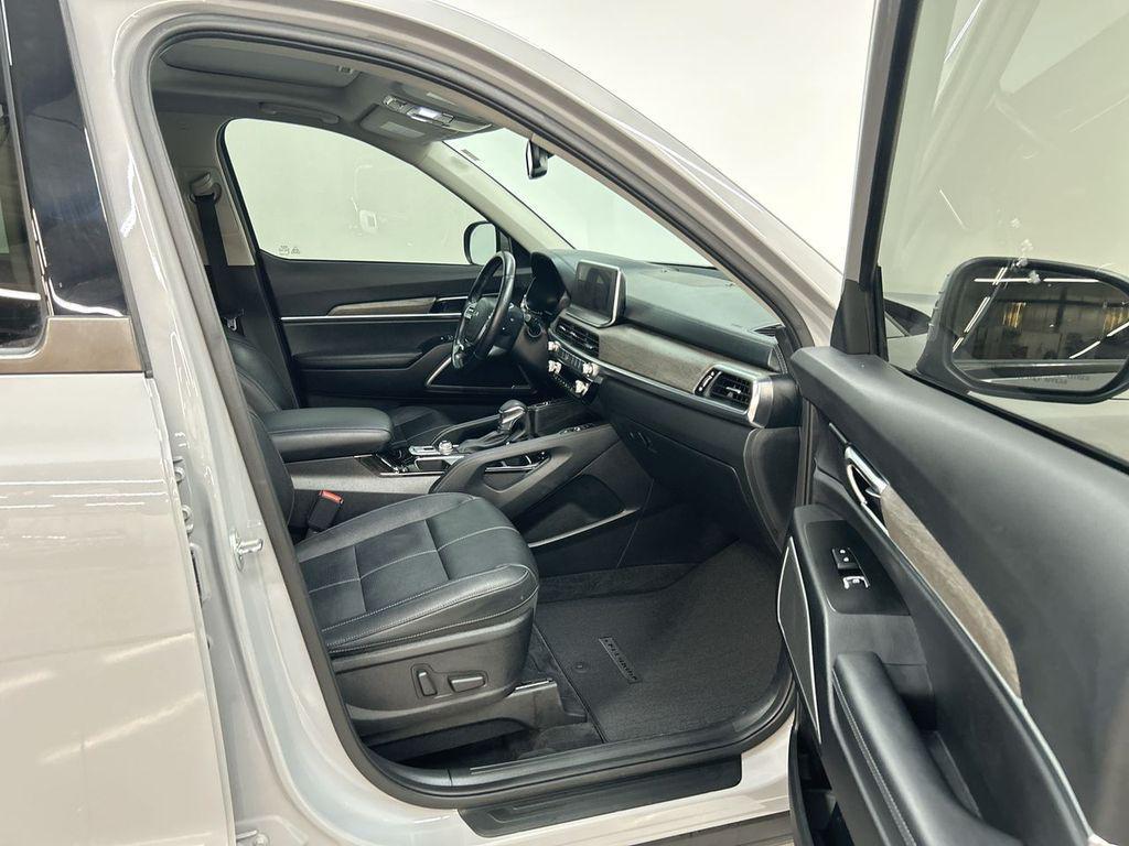 used 2022 Kia Telluride car, priced at $31,000