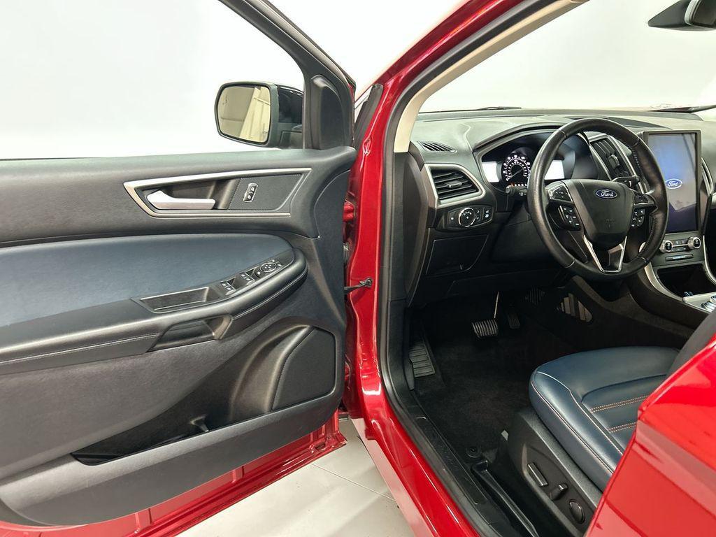 used 2022 Ford Edge car, priced at $21,400