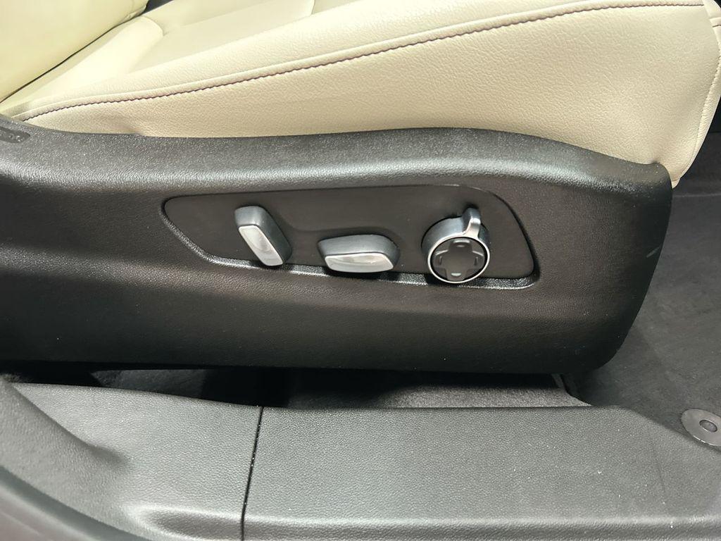 used 2019 Cadillac XT4 car, priced at $21,000