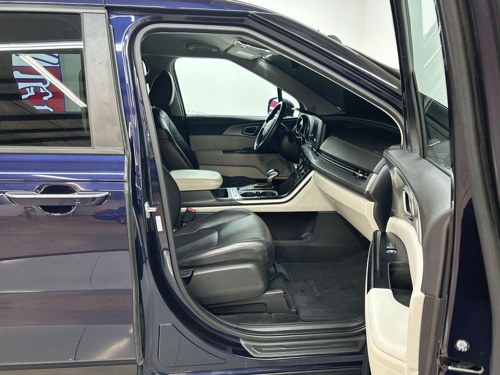 used 2023 Kia Carnival car, priced at $24,500