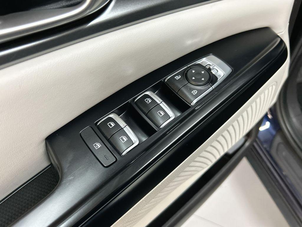 used 2023 Kia Carnival car, priced at $24,500