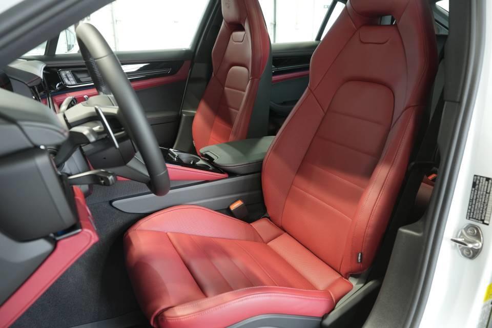 new 2026 Porsche Panamera car, priced at $150,760