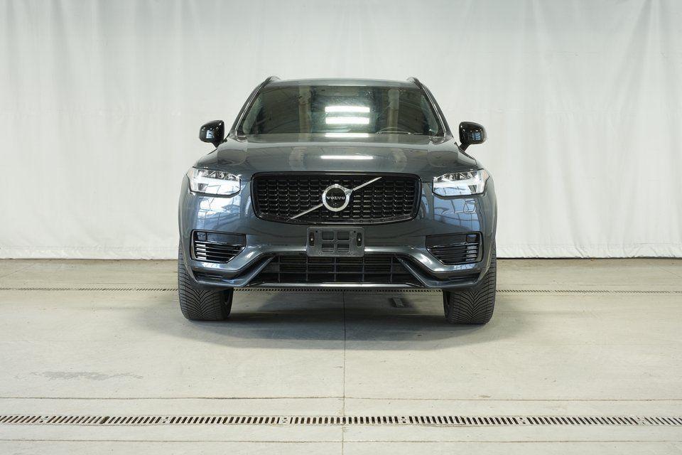 used 2022 Volvo XC90 Recharge Plug-In Hybrid car, priced at $38,499