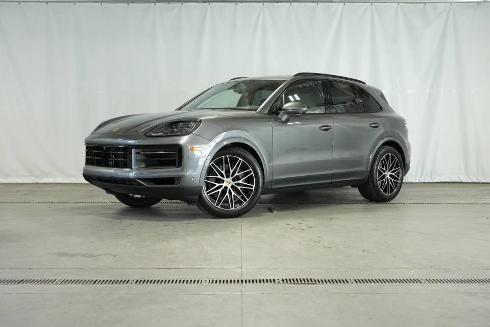 new 2025 Porsche Cayenne car, priced at $112,225