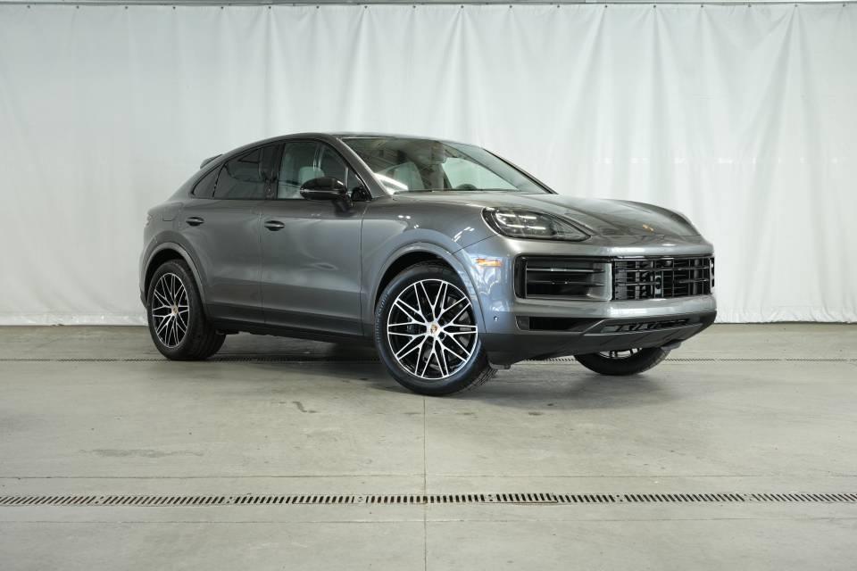 new 2025 Porsche Cayenne car, priced at $111,625