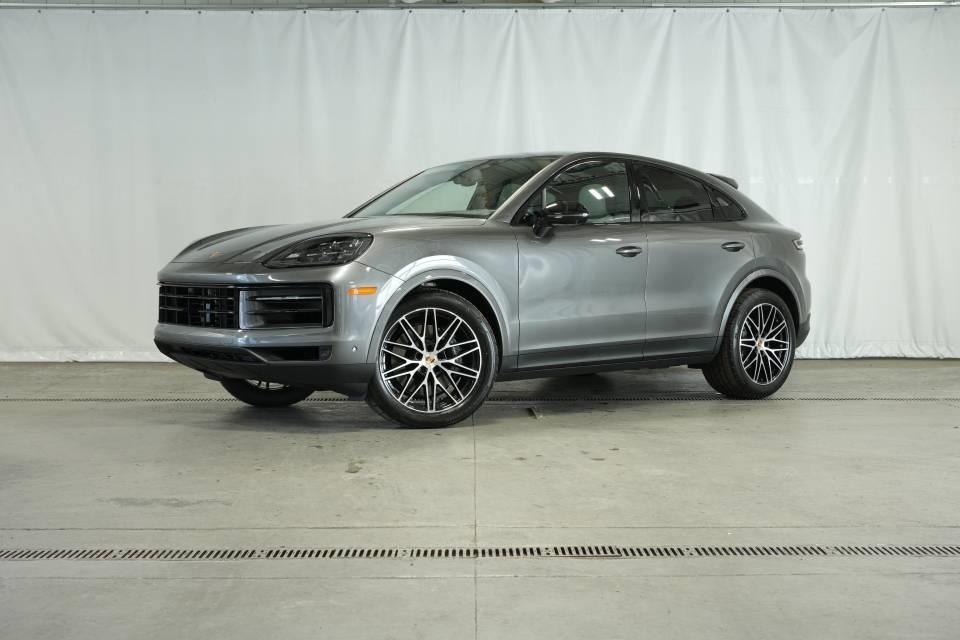 new 2025 Porsche Cayenne car, priced at $111,625