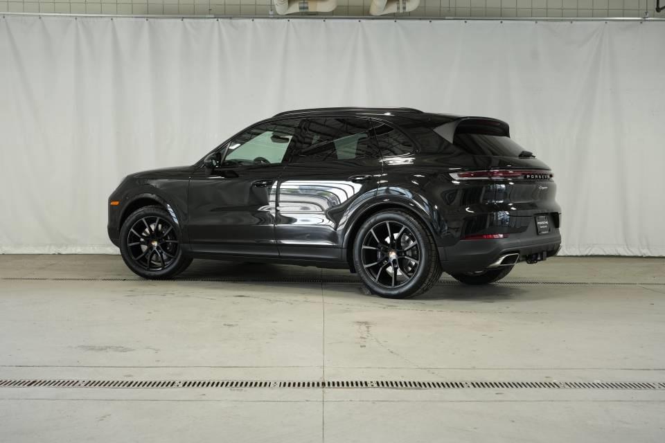 new 2025 Porsche Cayenne car, priced at $109,195