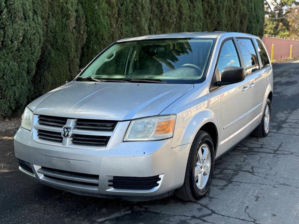 2010 Silver Dodge Grand Caravan