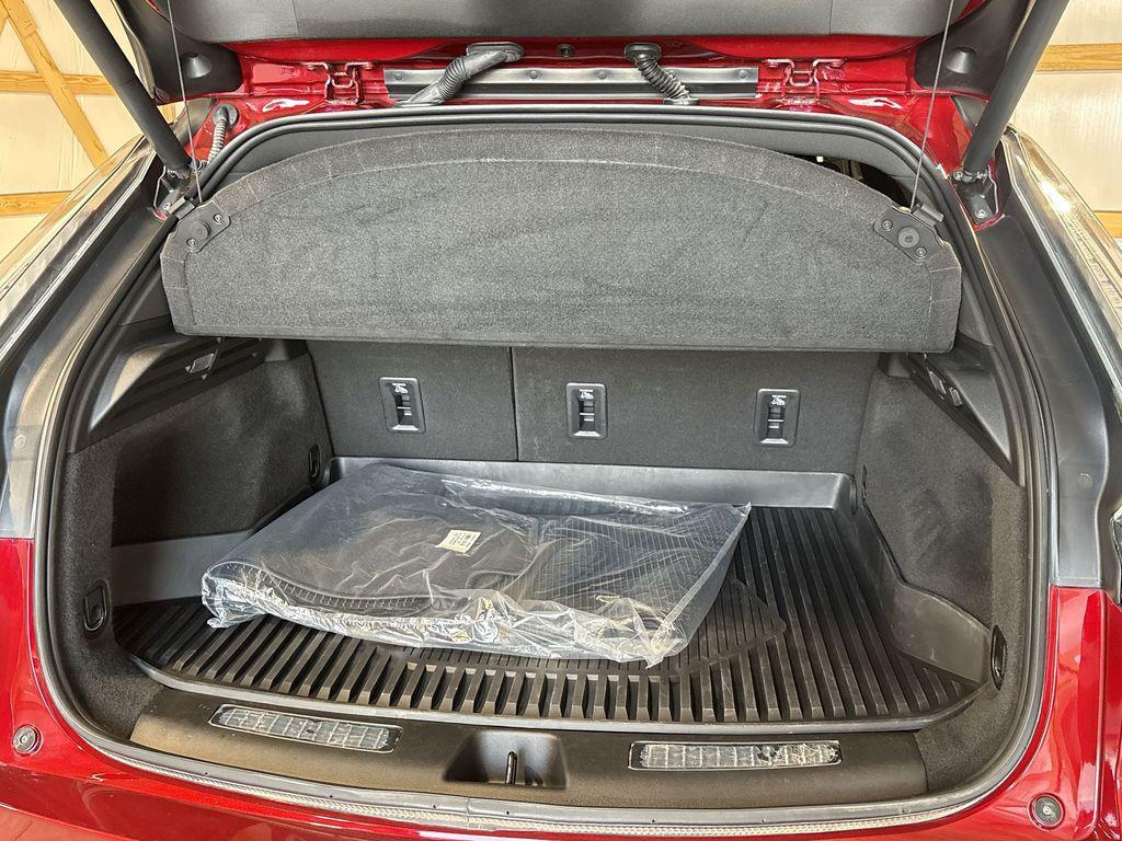 used 2024 Cadillac XT4 car, priced at $36,999