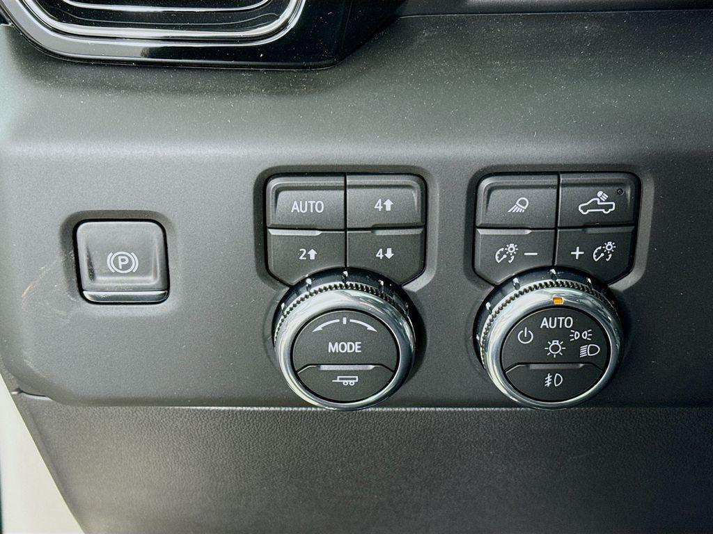 new 2026 GMC Sierra 1500 car, priced at $80,035