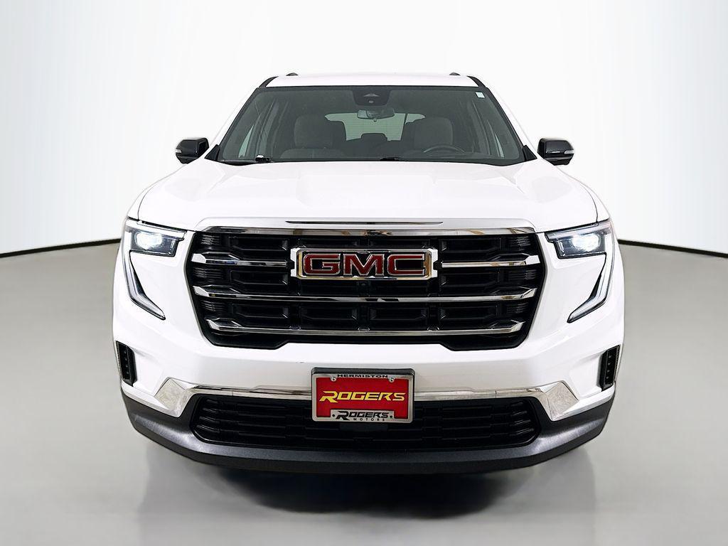 used 2025 GMC Acadia car, priced at $36,900