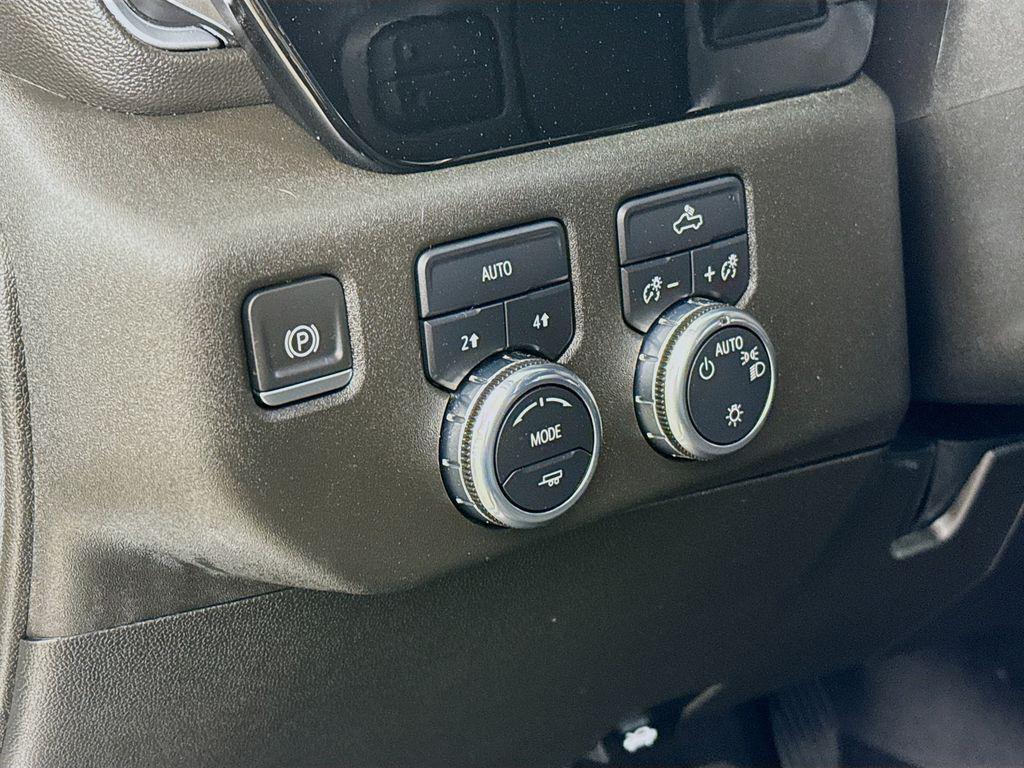 used 2022 GMC Sierra 1500 car, priced at $37,990