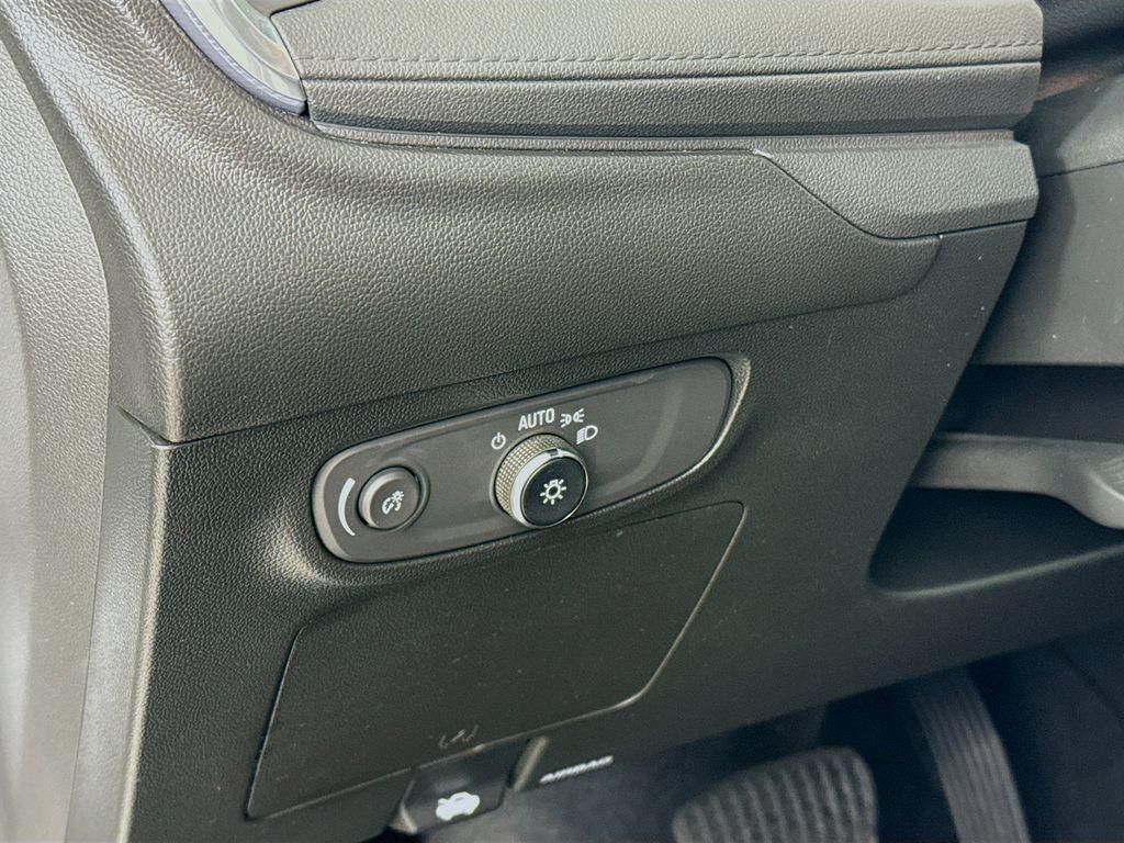 used 2024 Buick Encore GX car, priced at $22,990