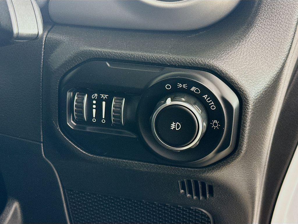 used 2021 Jeep Wrangler Unlimited car, priced at $31,900