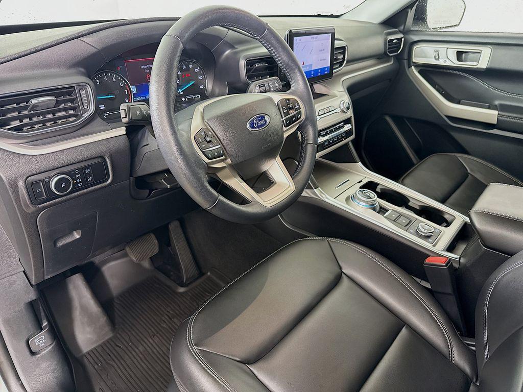 used 2023 Ford Explorer car, priced at $35,900