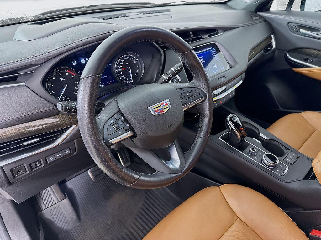 used 2023 Cadillac XT4 car, priced at $32,900