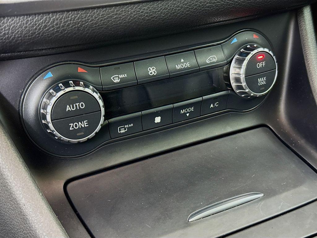 used 2015 Mercedes-Benz GLA-Class car, priced at $10,543