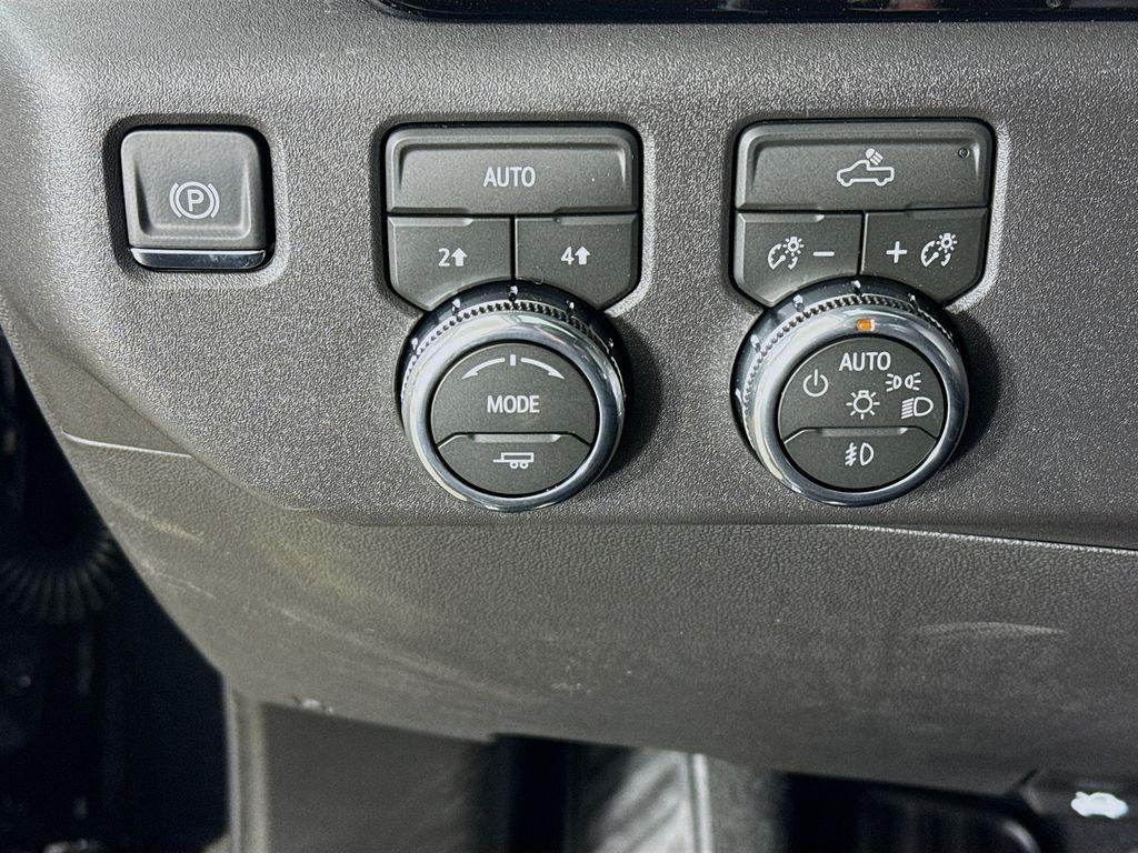 new 2026 GMC Sierra 1500 car, priced at $58,325