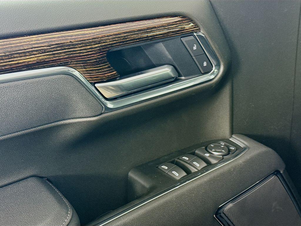 new 2026 GMC Sierra 1500 car, priced at $58,325