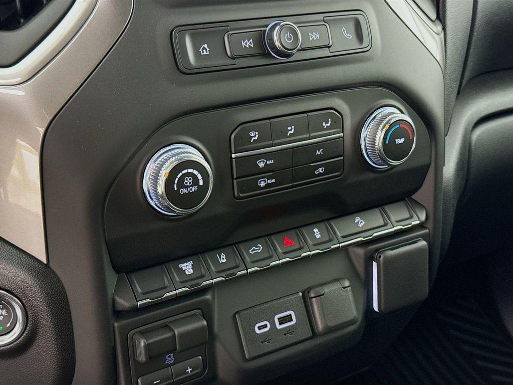 new 2026 GMC Sierra 2500 car, priced at $66,780