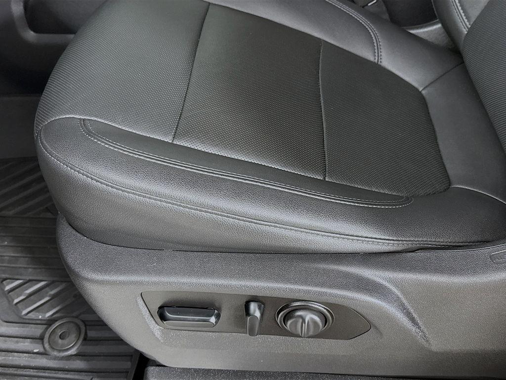 used 2021 Chevrolet Silverado 1500 car, priced at $37,900