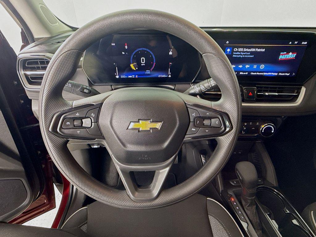 used 2024 Chevrolet TrailBlazer car, priced at $25,900