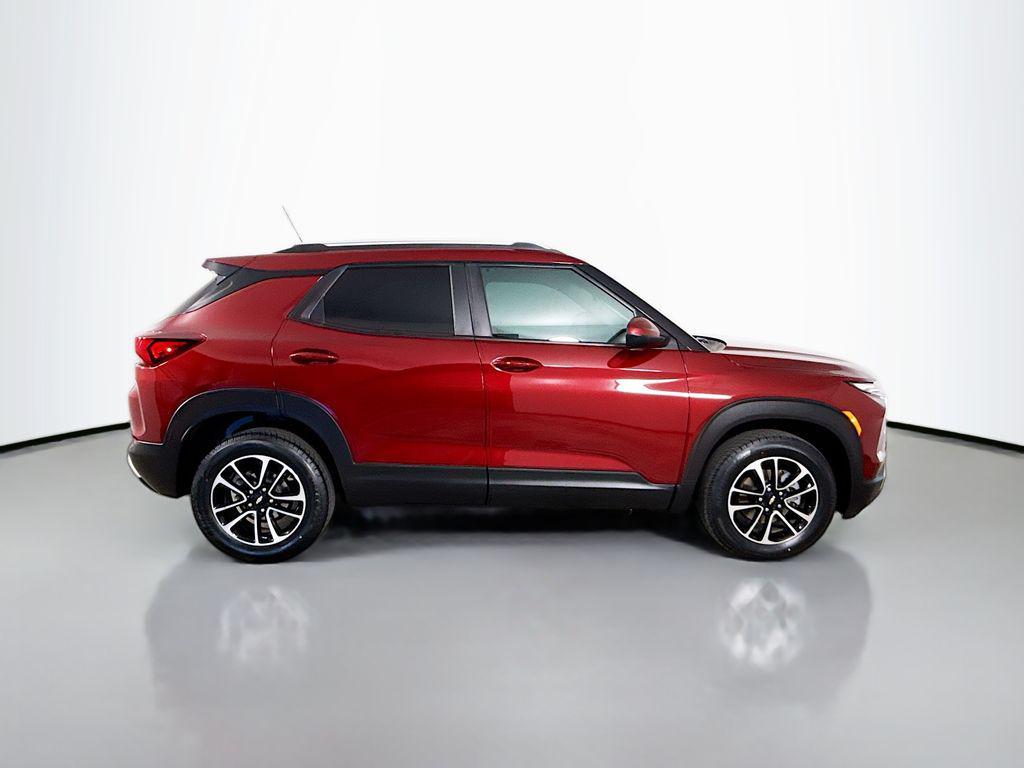 used 2024 Chevrolet TrailBlazer car, priced at $25,900