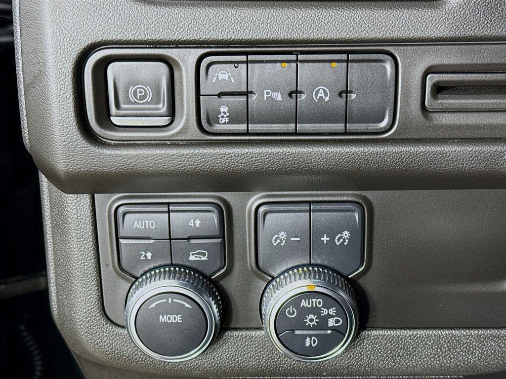 used 2023 GMC Yukon car, priced at $49,953