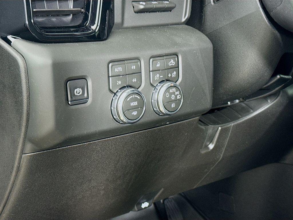 new 2026 GMC Sierra 3500 car, priced at $86,900