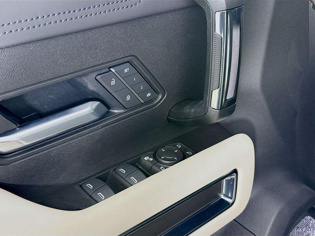 new 2026 GMC HUMMER EV SUV car, priced at $92,720