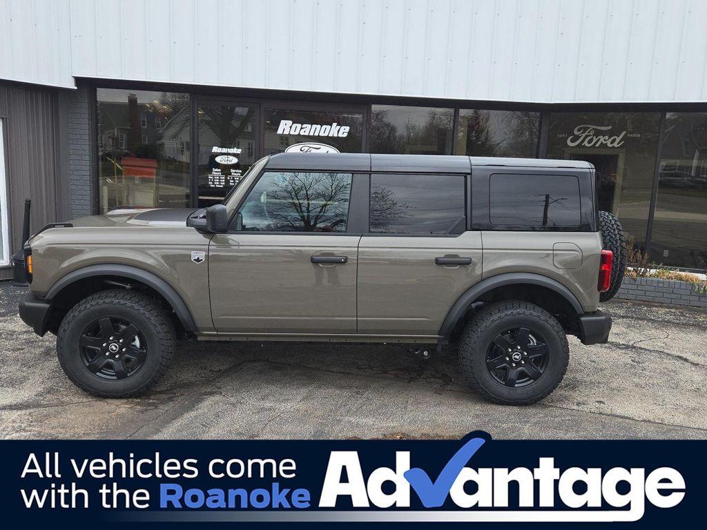new 2025 Ford Bronco car, priced at $44,060