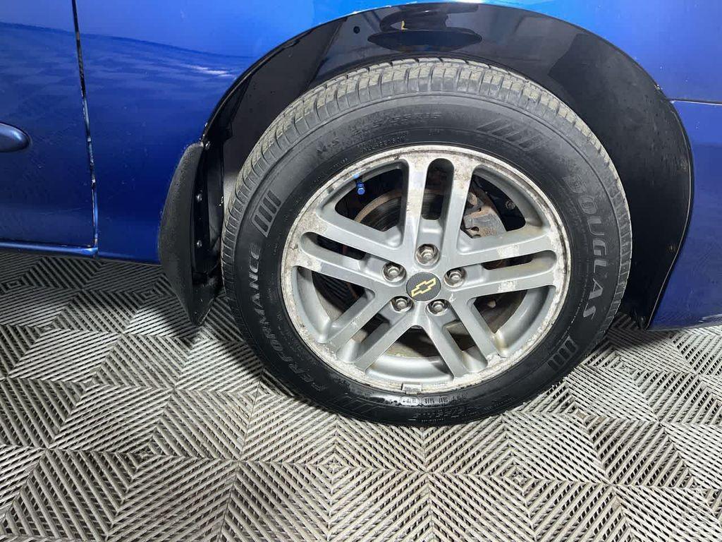 used 2004 Chevrolet Cavalier car, priced at $2,995