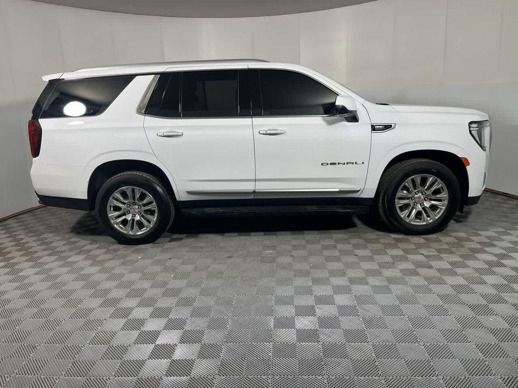 used 2024 GMC Yukon car, priced at $57,044
