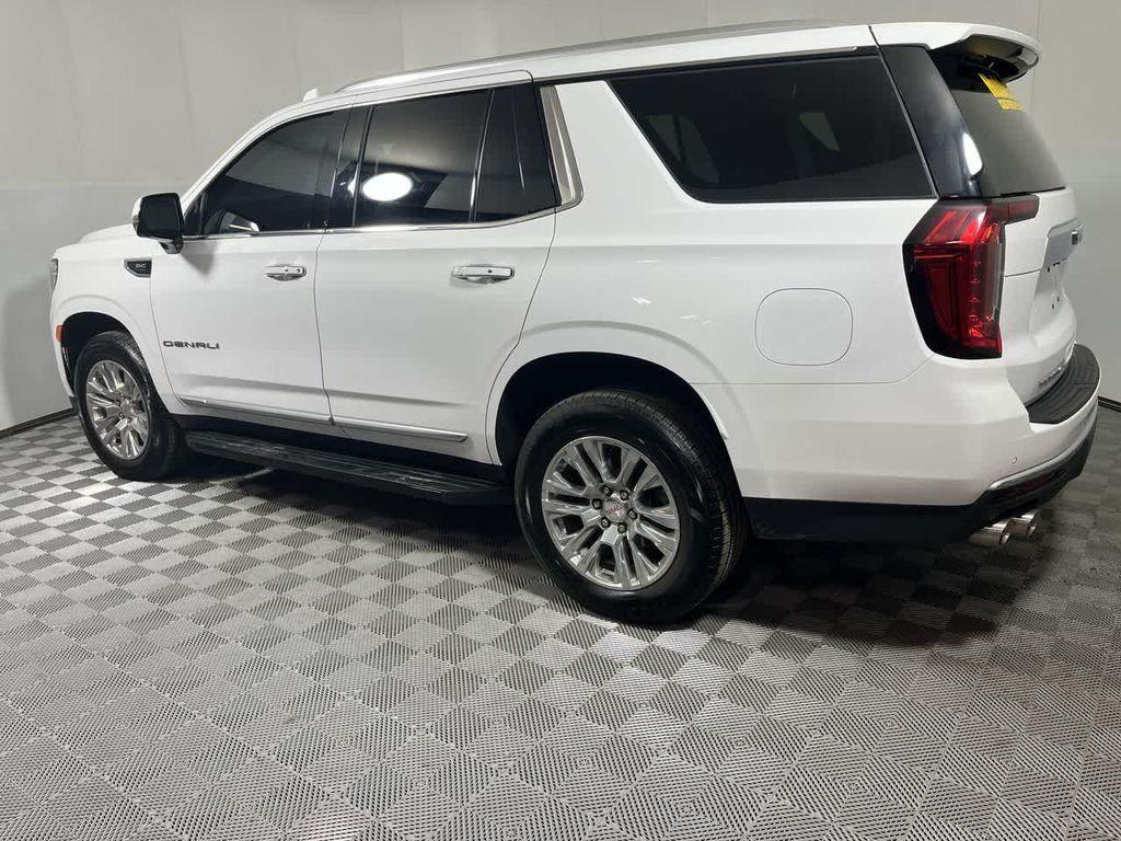 used 2024 GMC Yukon car, priced at $57,044