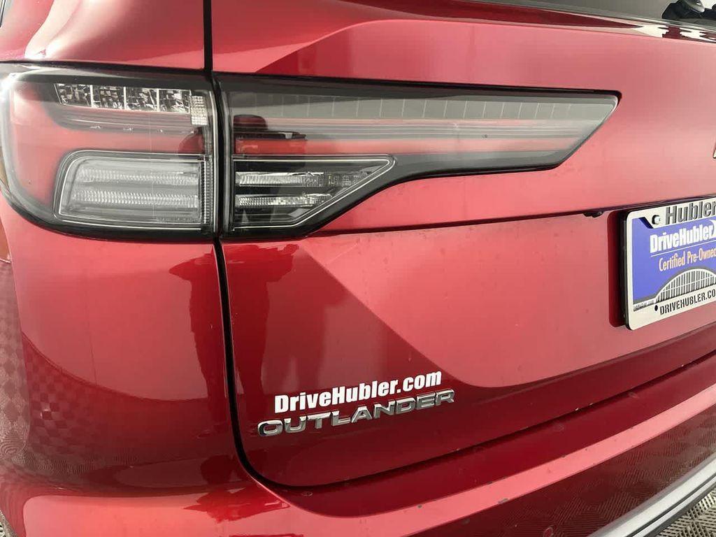 used 2025 Mitsubishi Outlander car, priced at $31,244