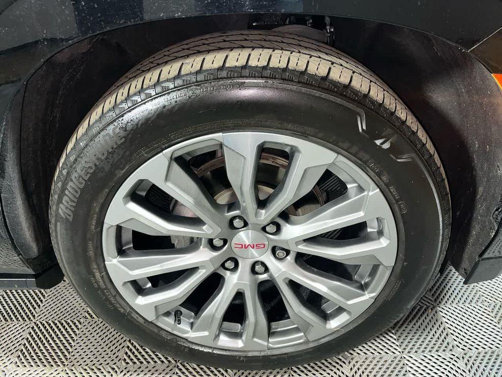 used 2022 GMC Yukon car, priced at $52,395