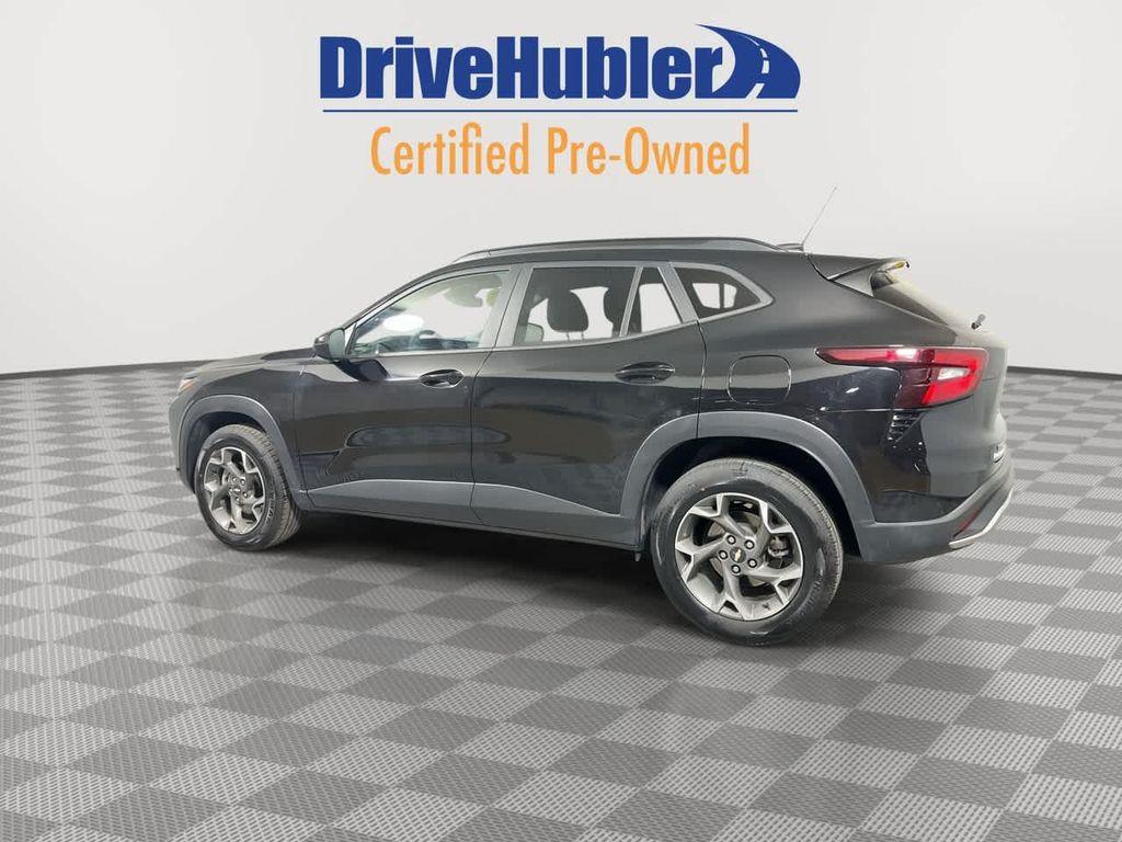 used 2024 Chevrolet Trax car, priced at $20,895