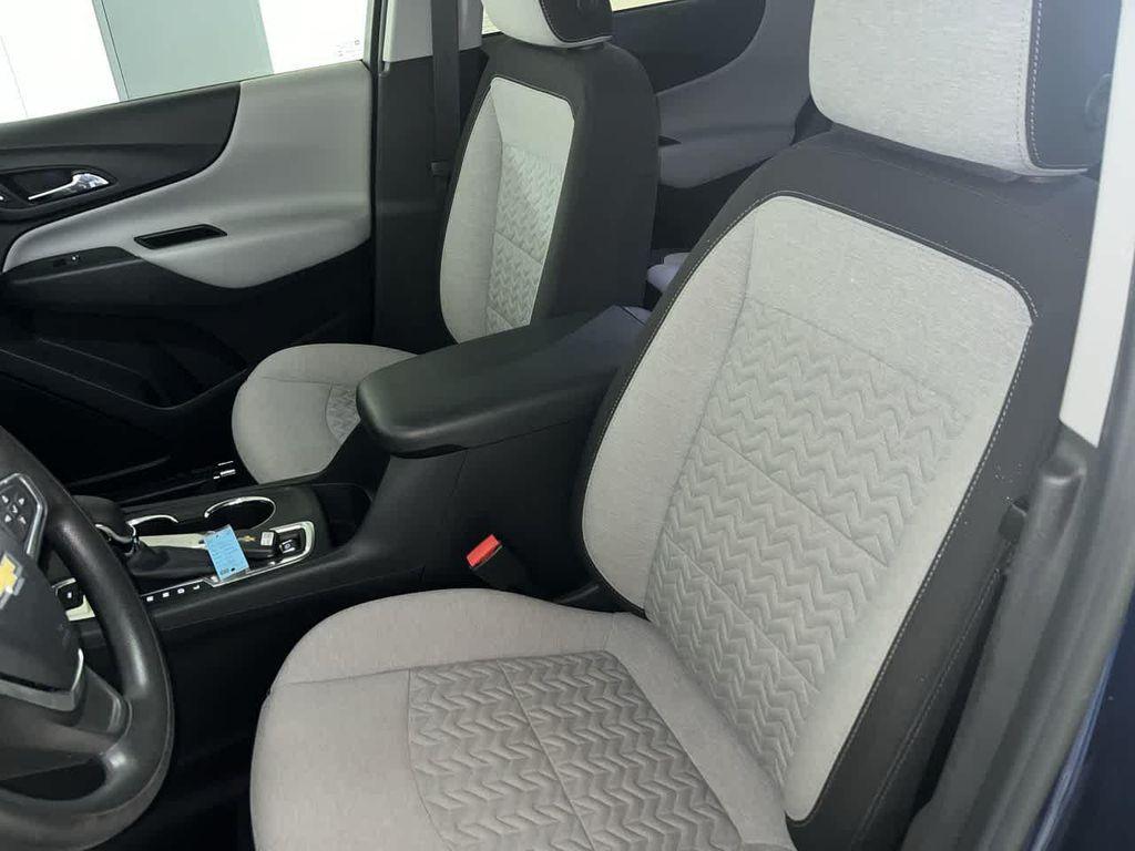 used 2022 Chevrolet Equinox car, priced at $20,195