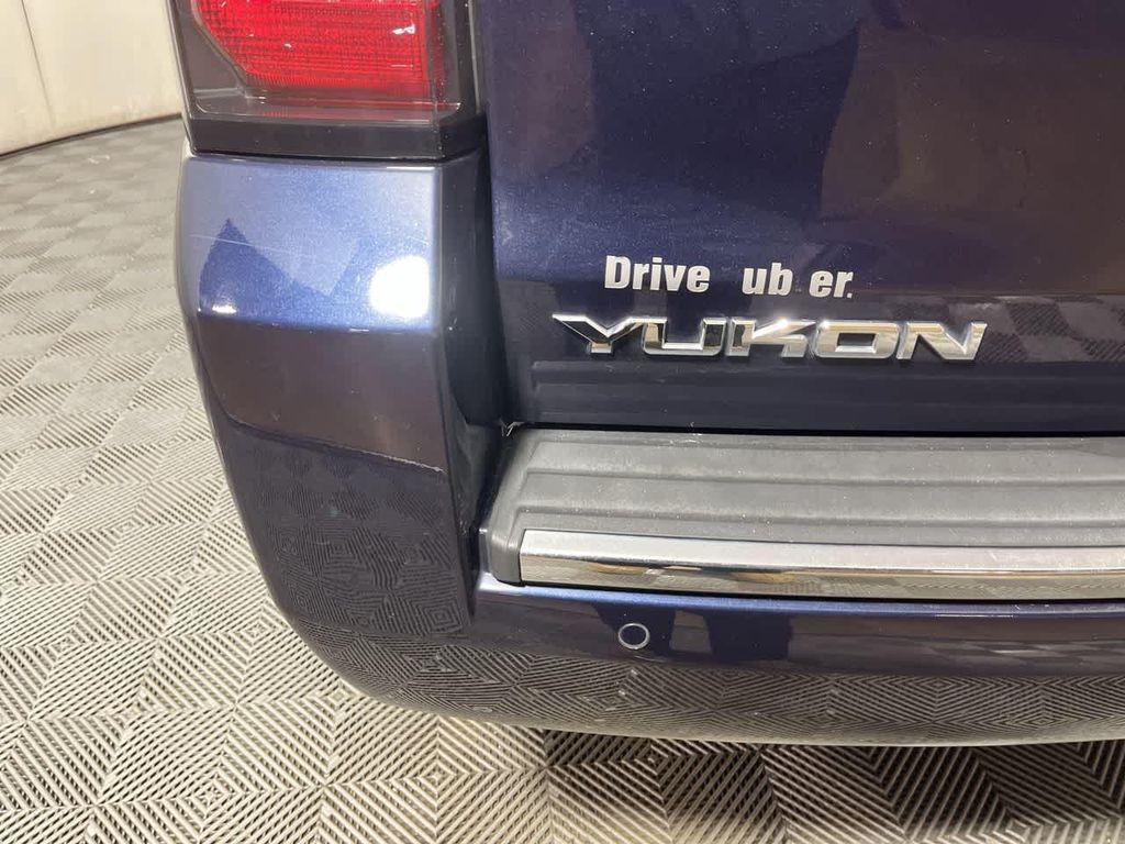 used 2018 GMC Yukon car, priced at $27,428