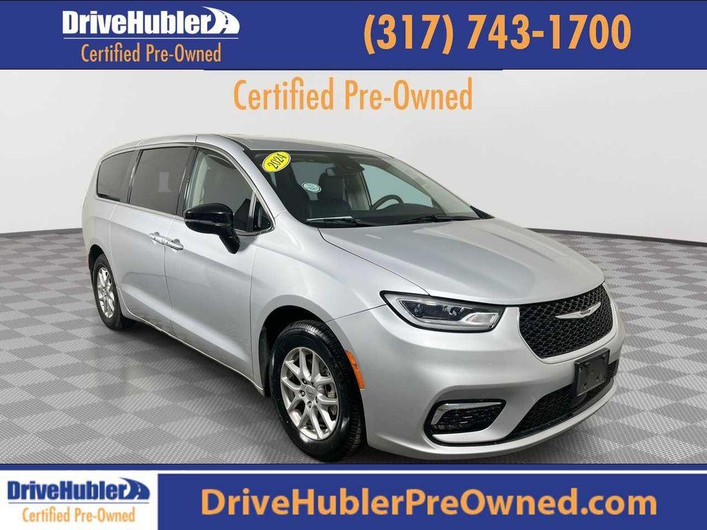 used 2024 Chrysler Pacifica car, priced at $28,995
