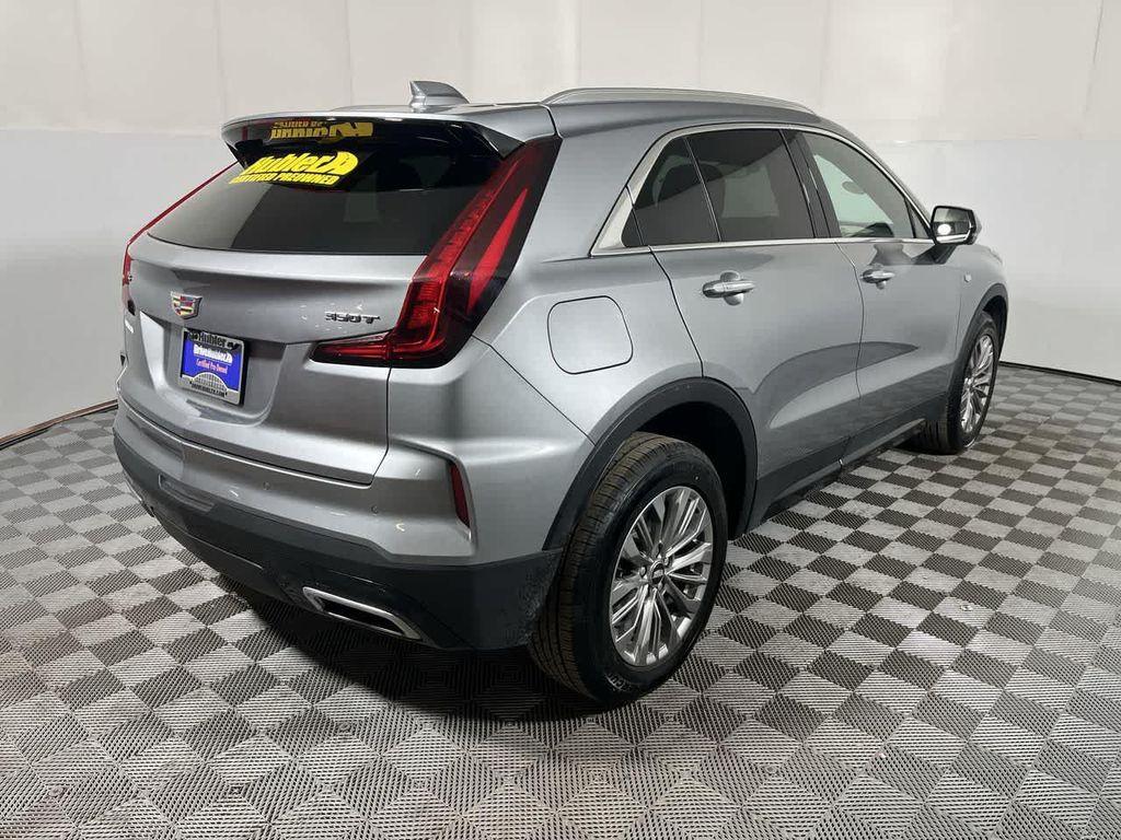 used 2025 Cadillac XT4 car, priced at $29,244