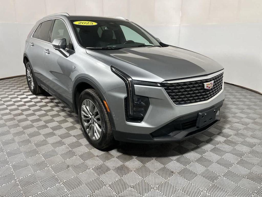 used 2025 Cadillac XT4 car, priced at $29,244