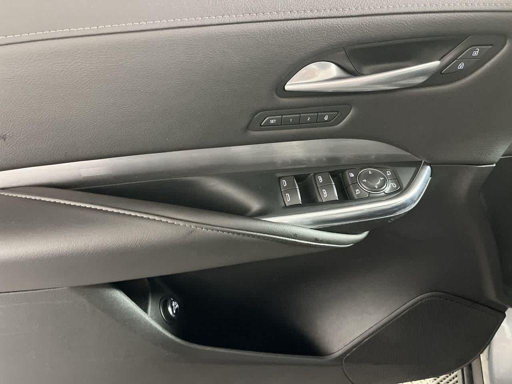 used 2025 Cadillac XT4 car, priced at $29,244