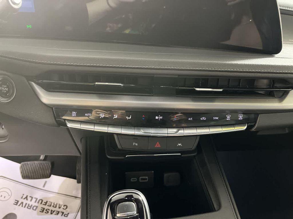 used 2025 Cadillac XT4 car, priced at $29,244