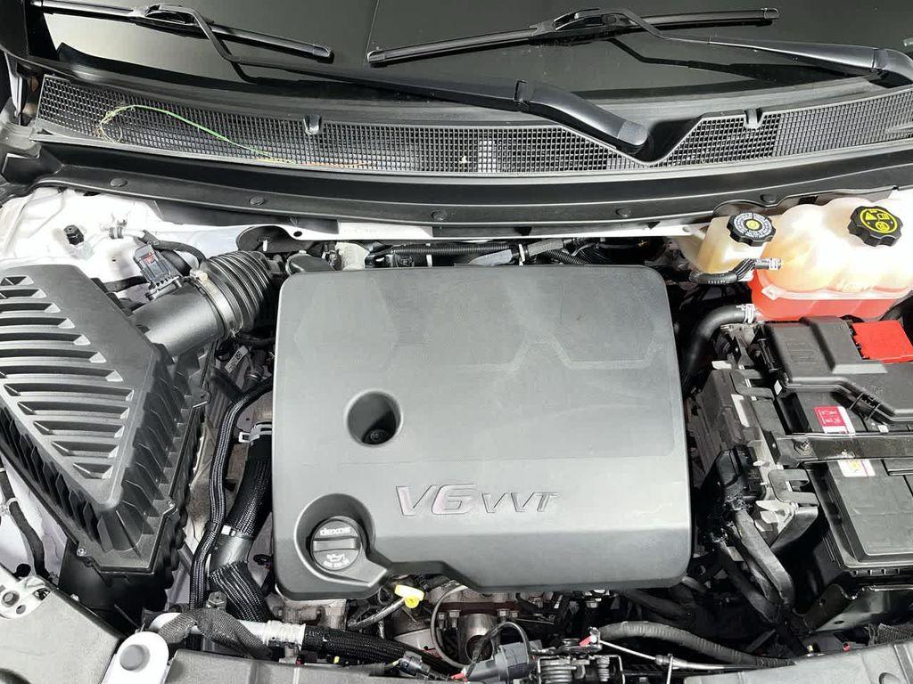 used 2023 Chevrolet Traverse car, priced at $32,944