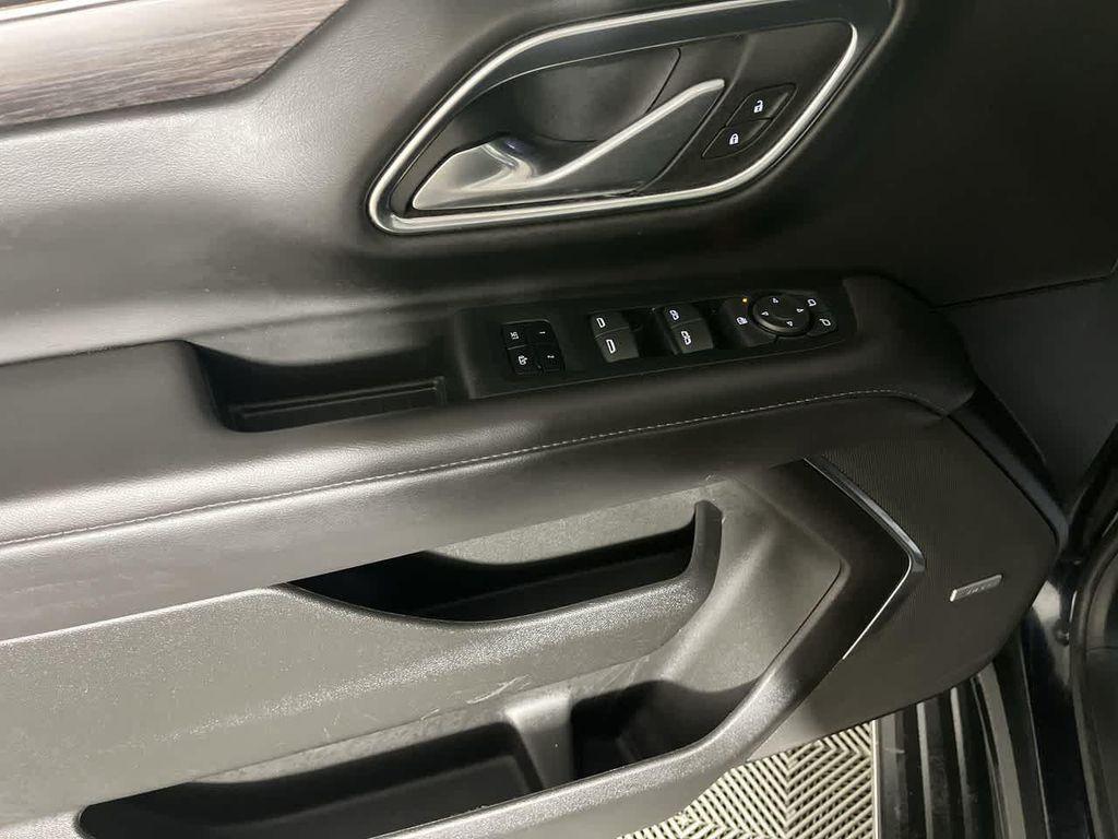 used 2024 Chevrolet Tahoe car, priced at $45,195