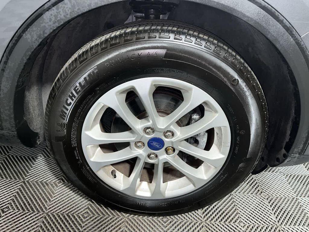 used 2022 Ford Escape car, priced at $21,744
