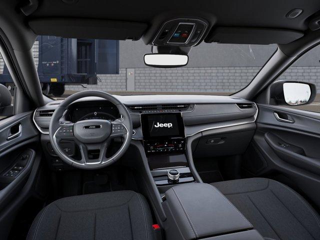 new 2026 Jeep Grand Cherokee car, priced at $39,824