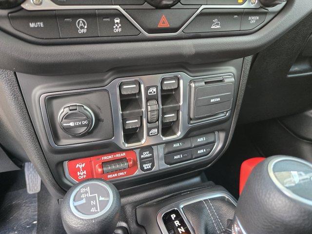 new 2025 Jeep Gladiator car, priced at $43,921